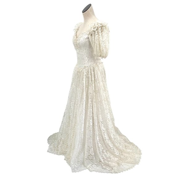 1980's Union Made Princess Ball Gown White Lace Puff Sleeve Beaded Dress - Picture 5 of 14